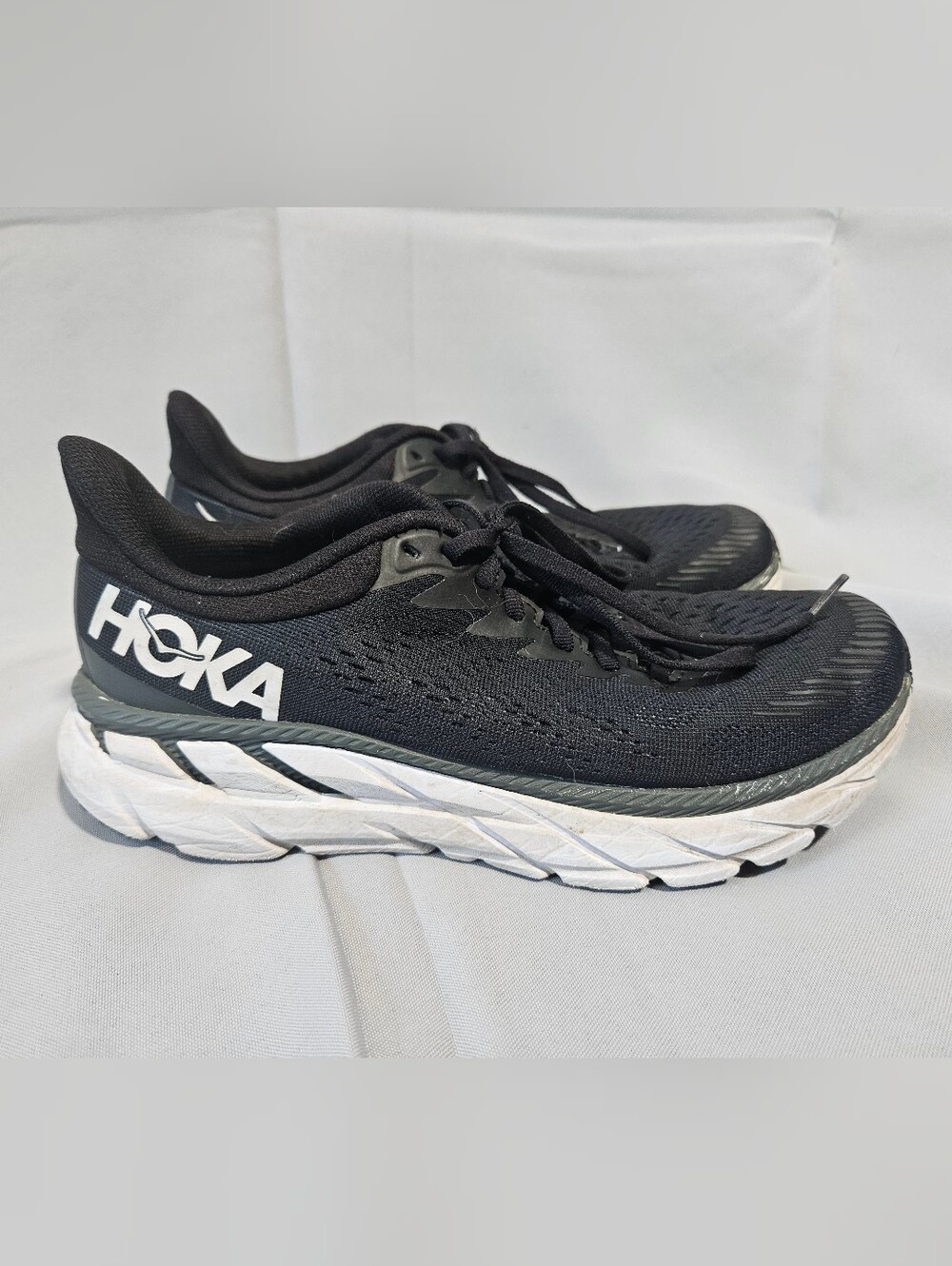 Hoka One One Shoes Black Size 7.5 Clifton 7 1110509 BWHT Running Sneakers